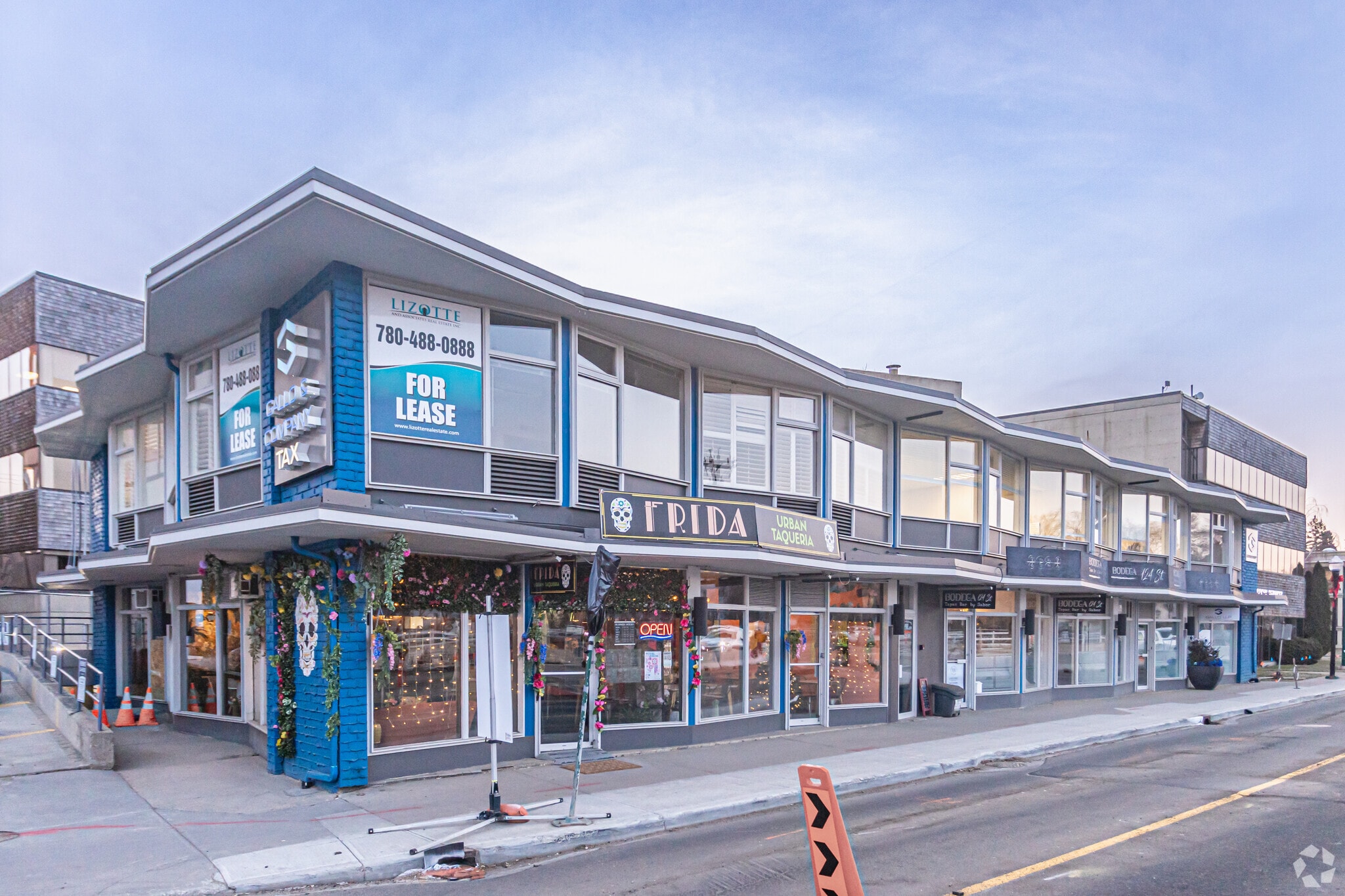 12411-12421 Stony Plain Rd NW, Edmonton, AB for Rent