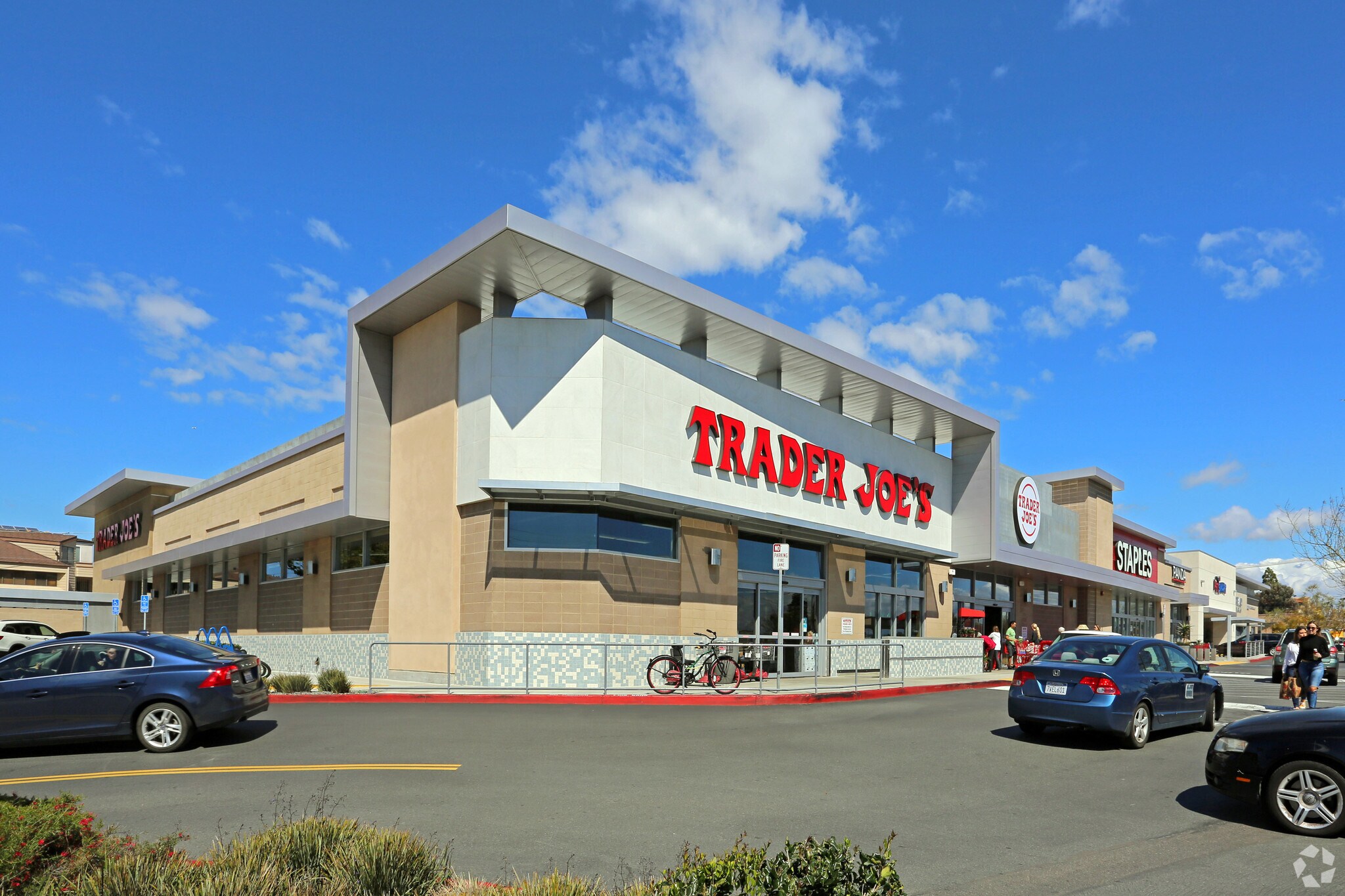 1640-1666 Garnet Ave, San Diego, CA for Rent
