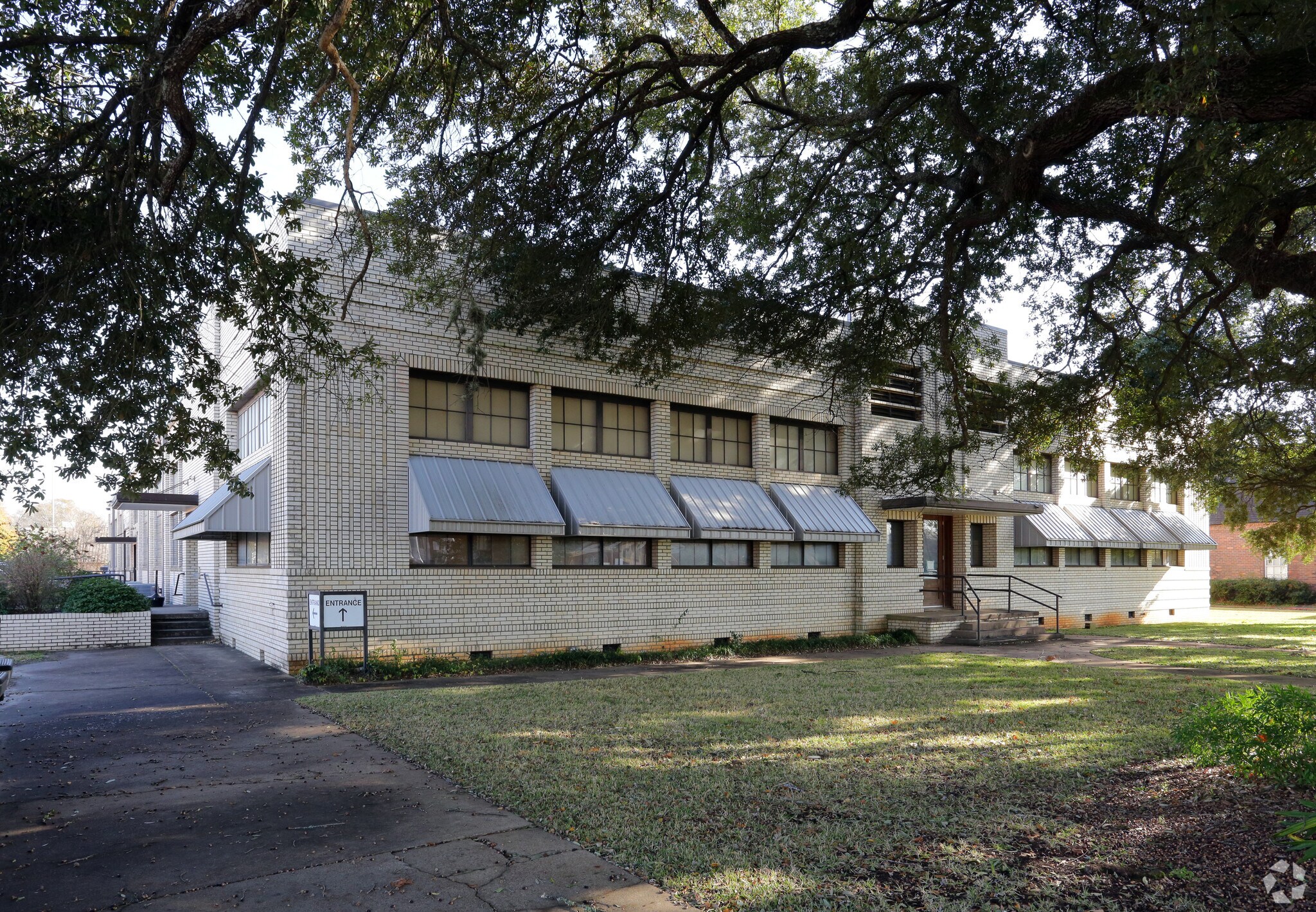 412 North St Nacogdoches, TX 75961 Office Property for Lease on
