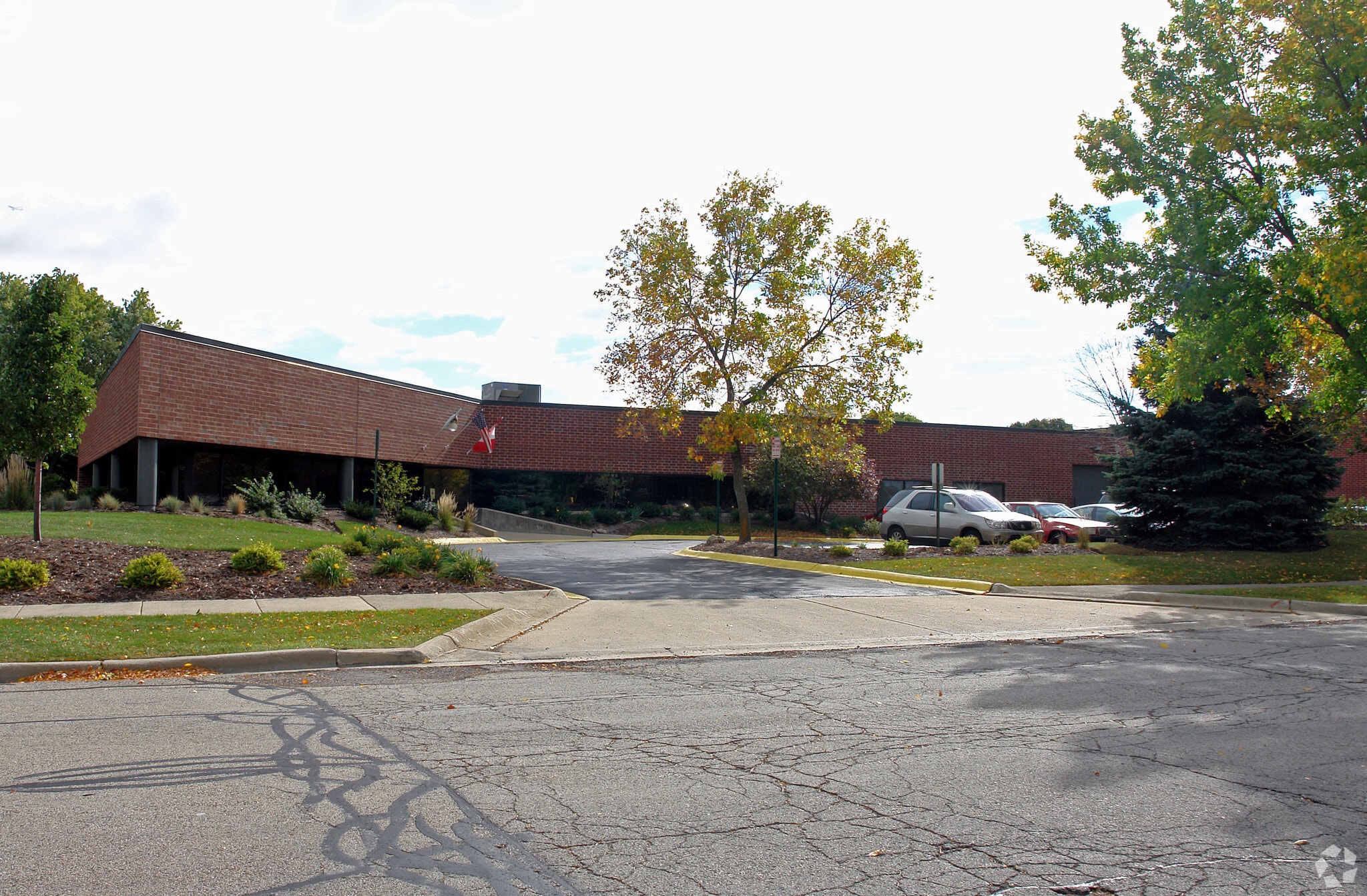 1651 Wilkening Ct, Schaumburg, IL for Sale