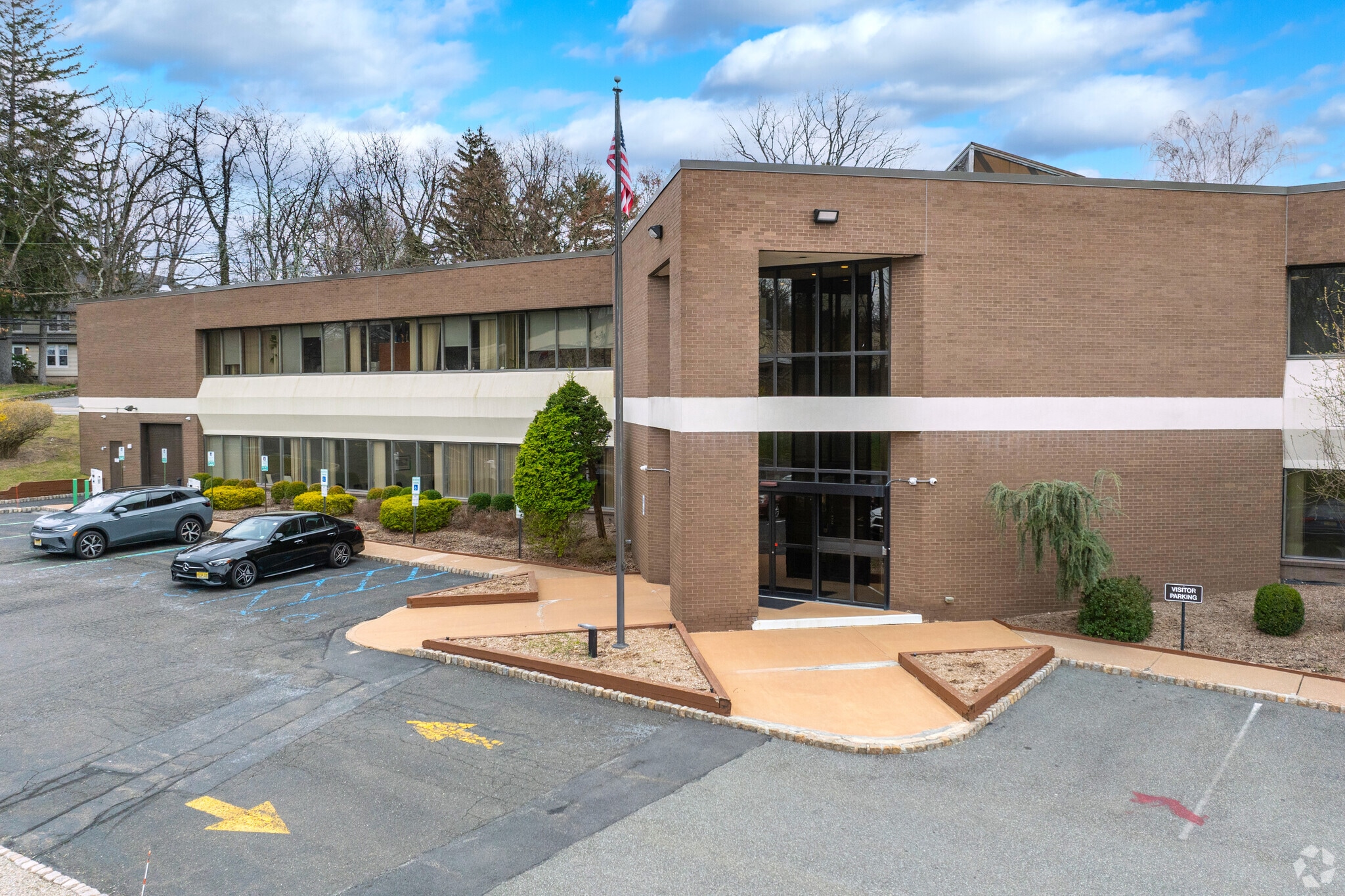 6 Arrow Rd, Ramsey, NJ for Sale