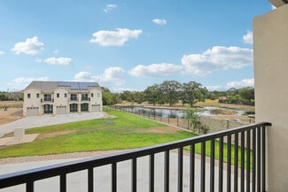 Round Rock, TX Apartments - 300 Tesla Cir
