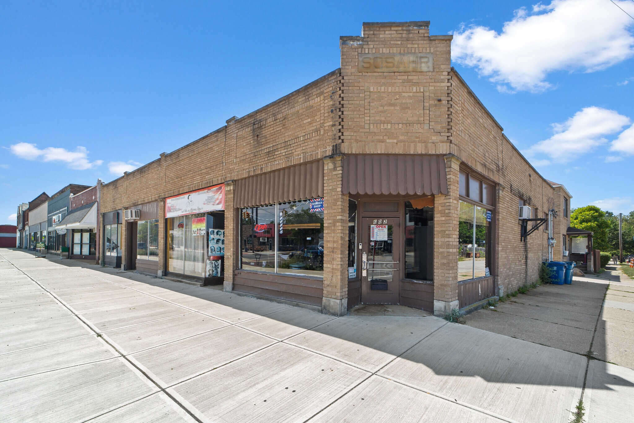 602-608 E 185th St, Cleveland, OH for Sale