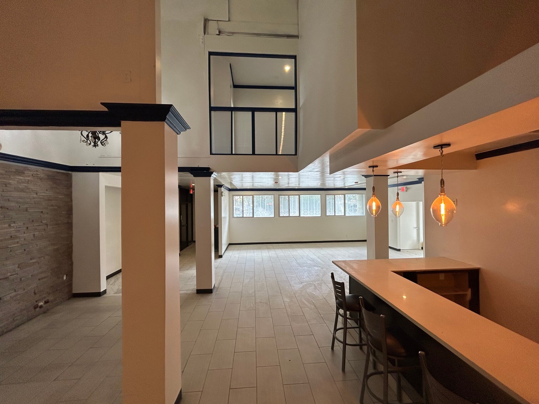 1032 S Western Ave, Los Angeles, CA for Rent