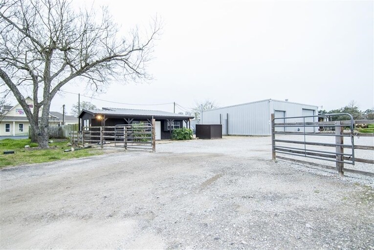 14425 Huffmeister Rd, Cypress, TX for Sale