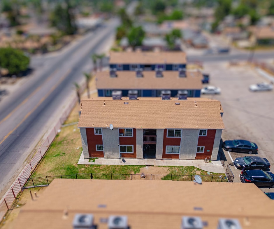 1308 Flower St, Bakersfield, CA for Sale