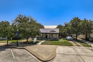 Round Rock, TX Retail - 405 W Main St