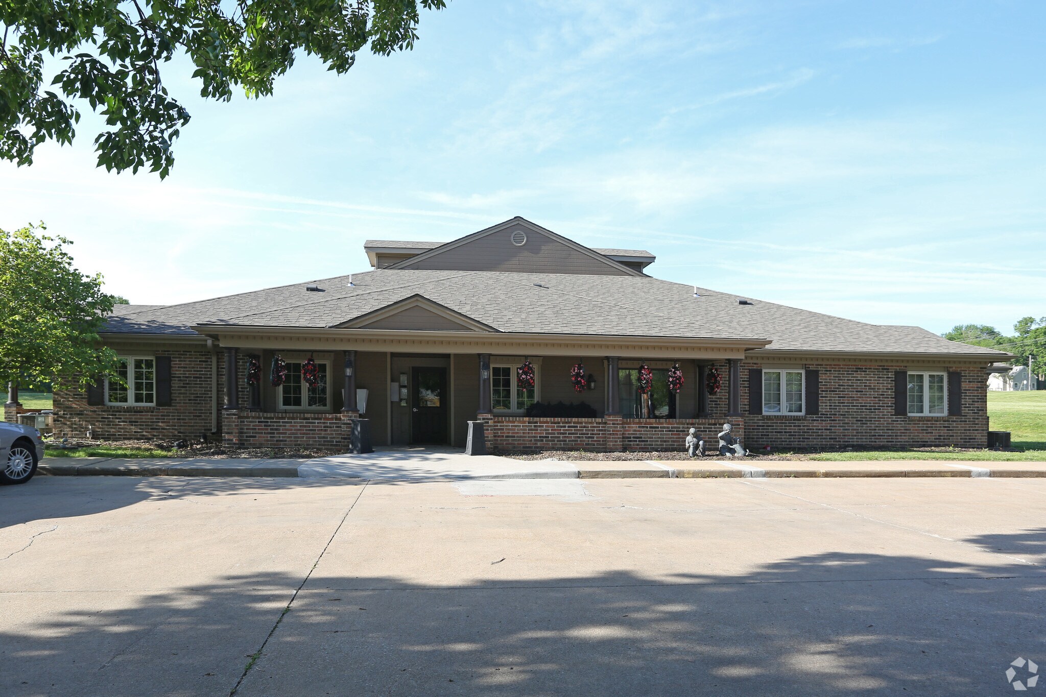 105 E Amity St, Louisburg, KS for Rent