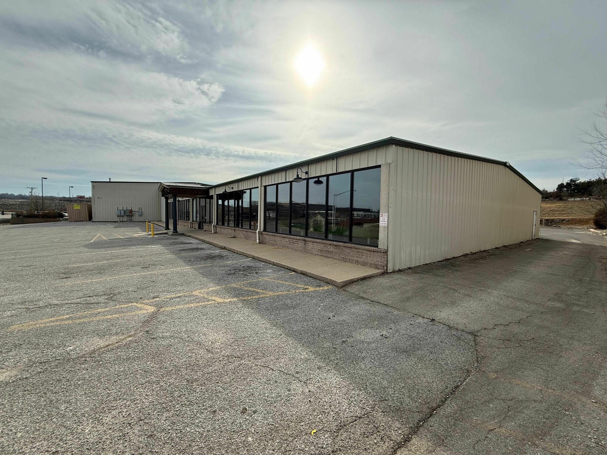 135 S Town Blvd, Hollister, MO for Sale
