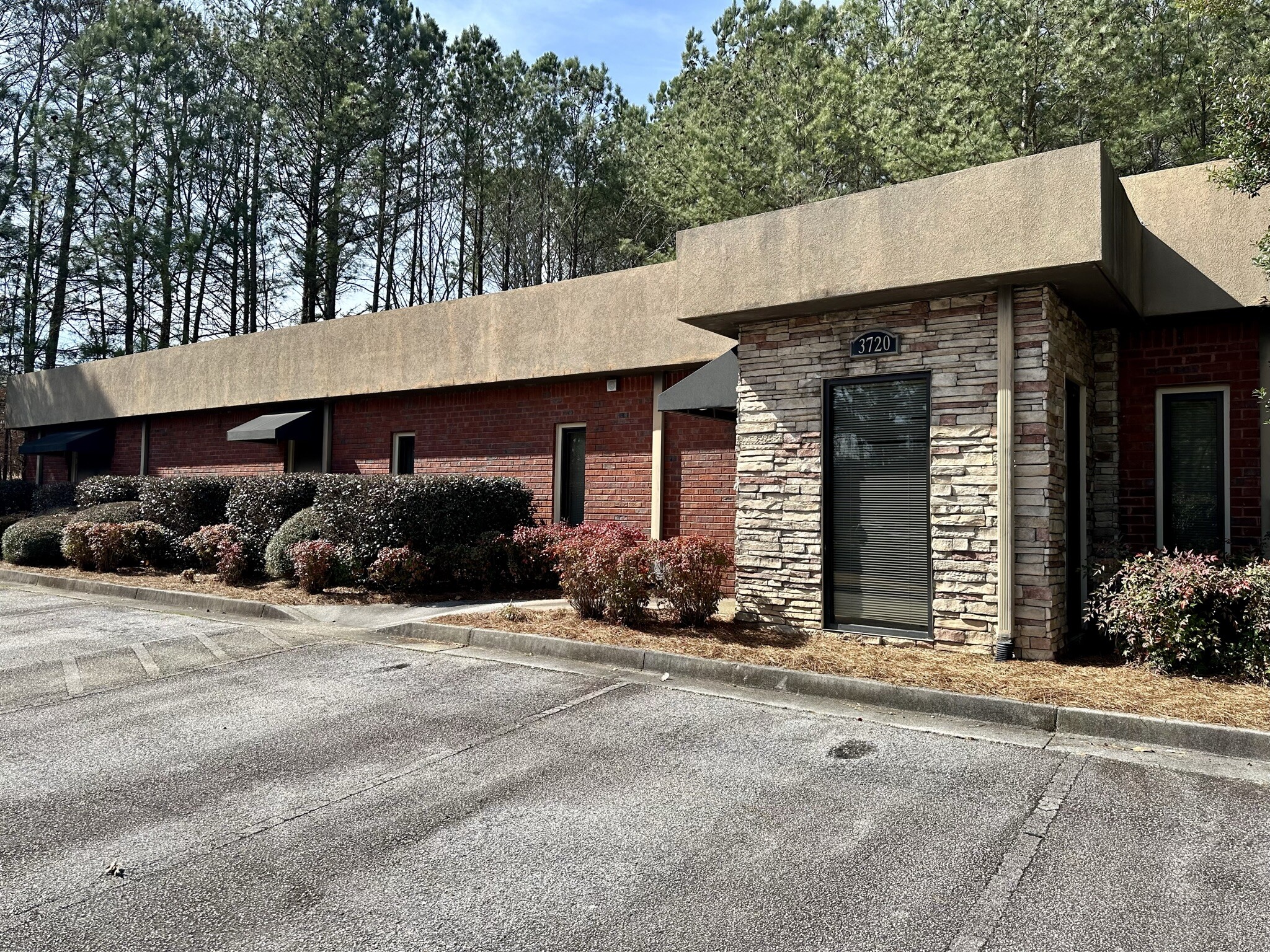 3720 W County Line Rd, Douglasville, GA for Rent