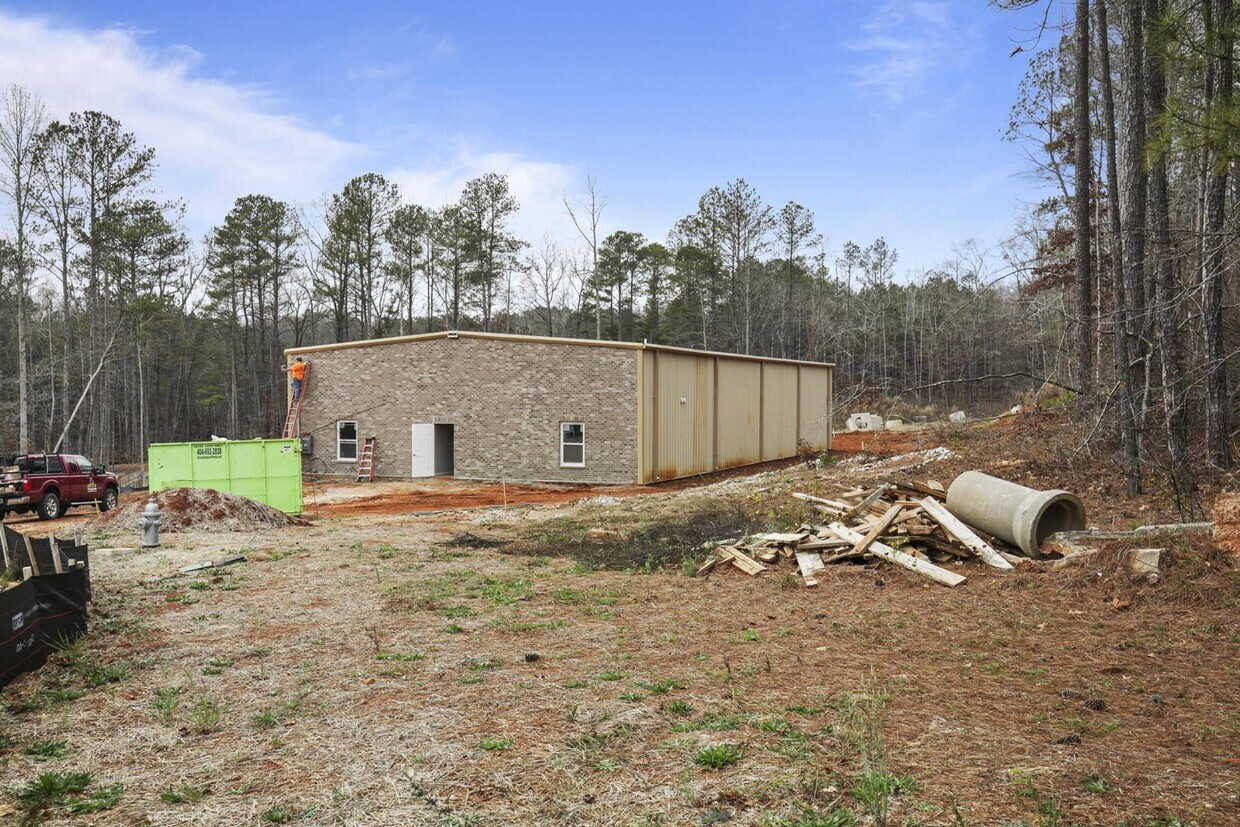 1890 Jason Industrial Parkway, Winston, GA for Sale
