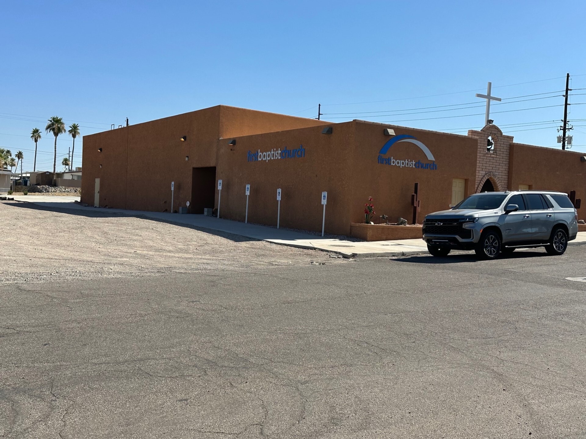 1535 El Camino Dr Lake Havasu City, AZ 86403 Retail Property for