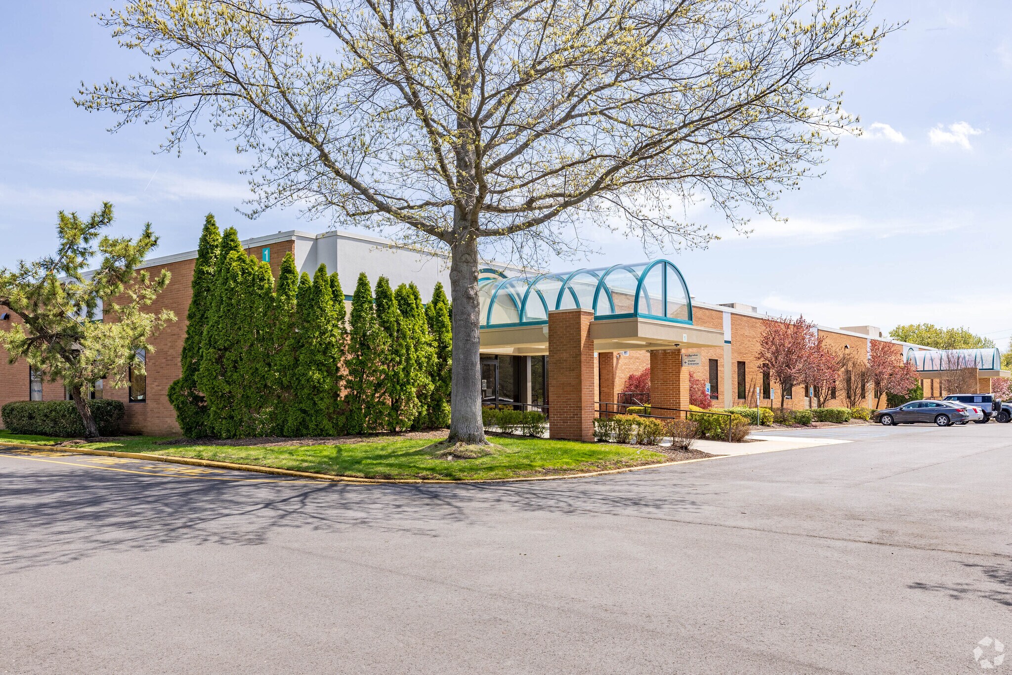 2 Crescent Pl, Oceanport, NJ for Rent