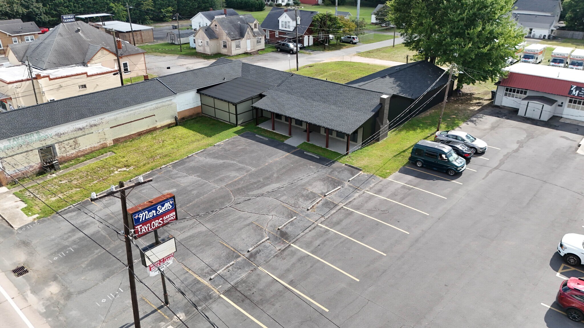 832 Main St, Kannapolis, NC for Rent