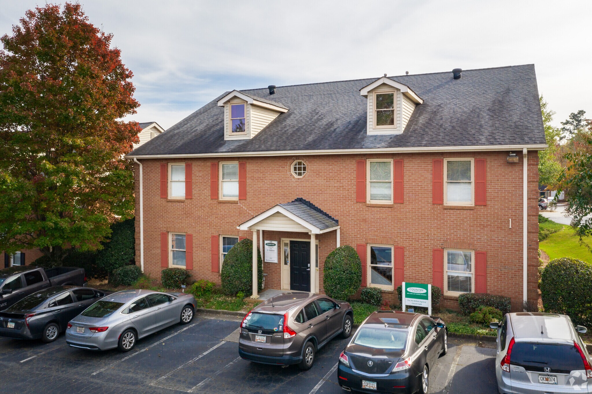 2440 Sandy Plains Rd, Marietta, GA for Sale