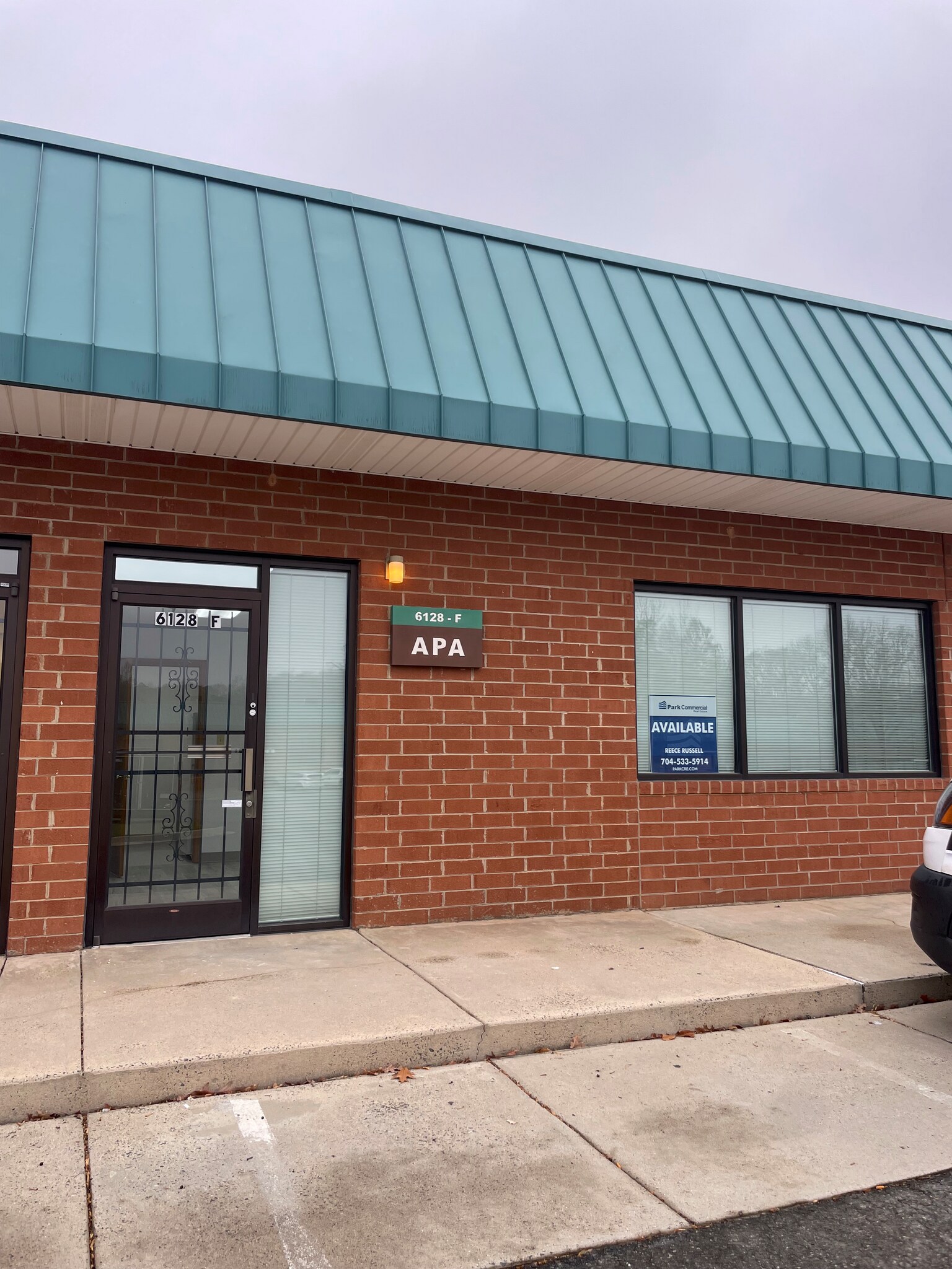 6128 Brookshire Blvd, Charlotte, NC for Rent
