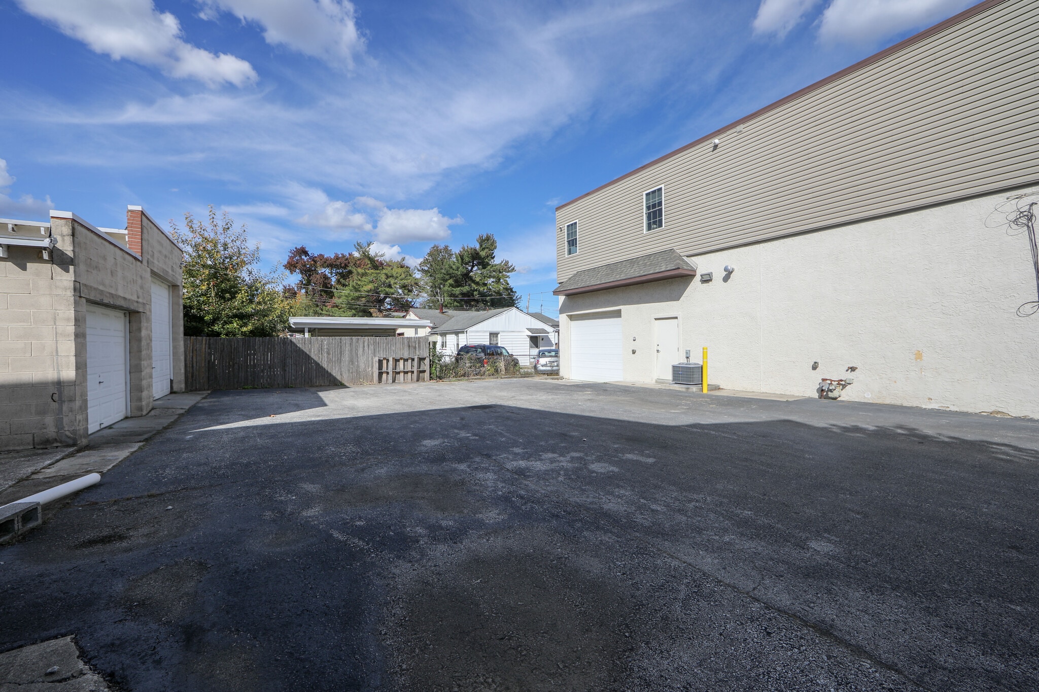 800 Woodlawn Ave, Collingdale, PA for Sale