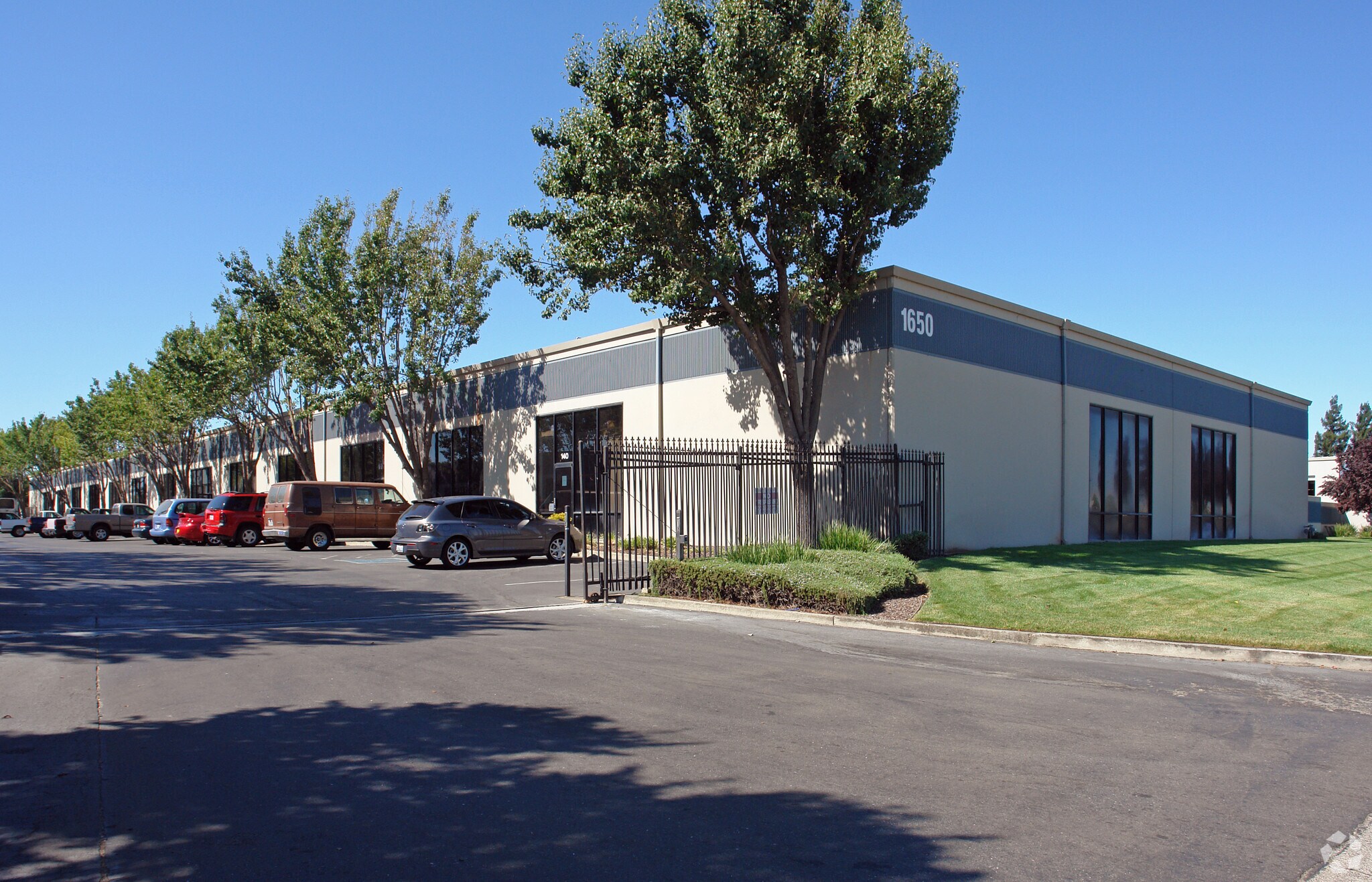 1650 Bell Ave, Sacramento, CA for Rent