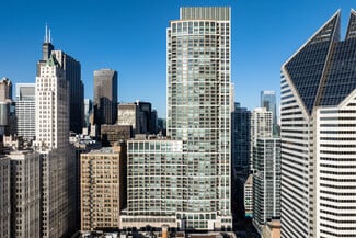 Chicago, IL Retail - 130 N Garland Ct Chicago, IL Retail - 130 N Garland Ct