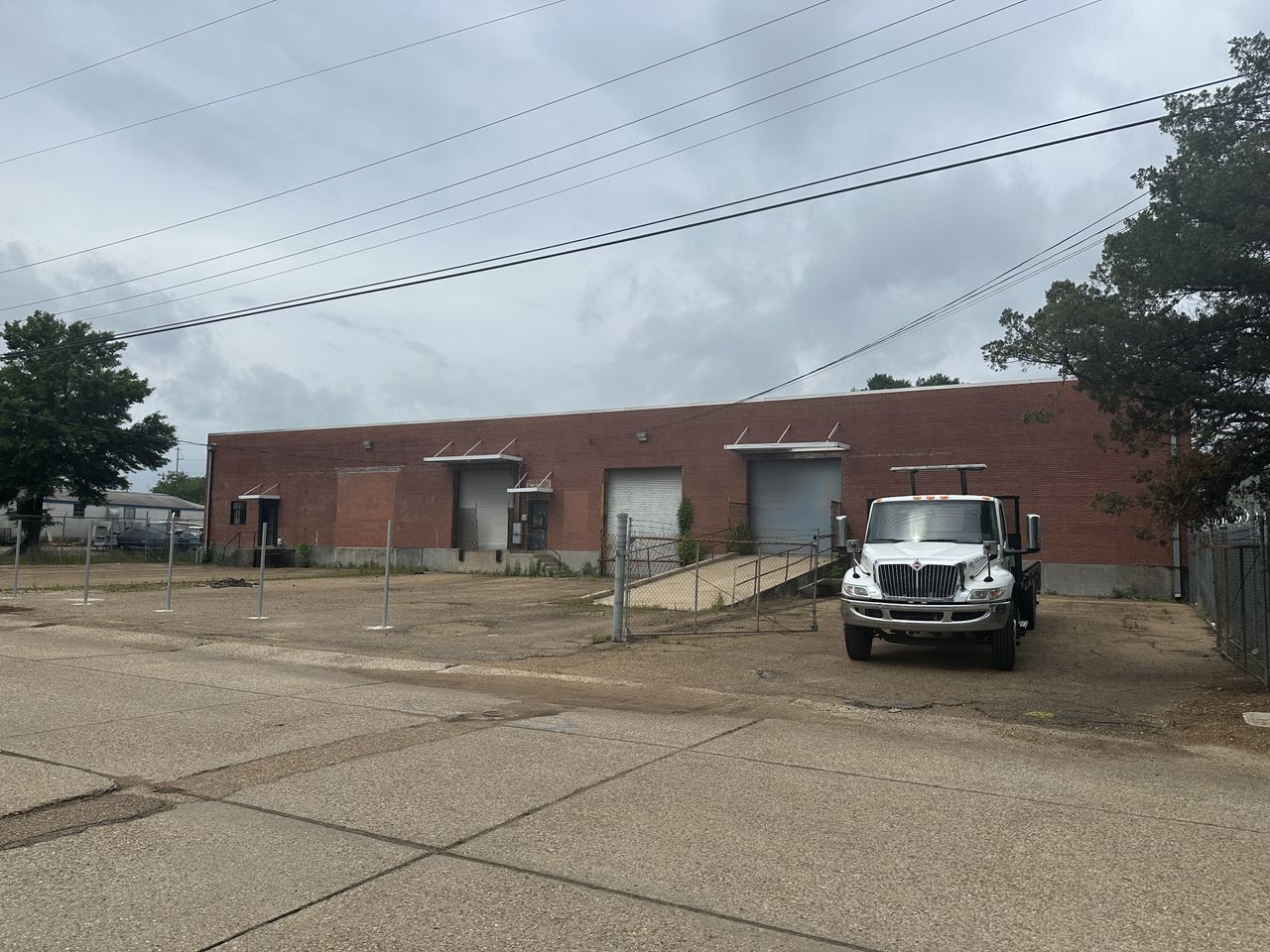 925 Wholesale Row, Jackson, MS for Sale