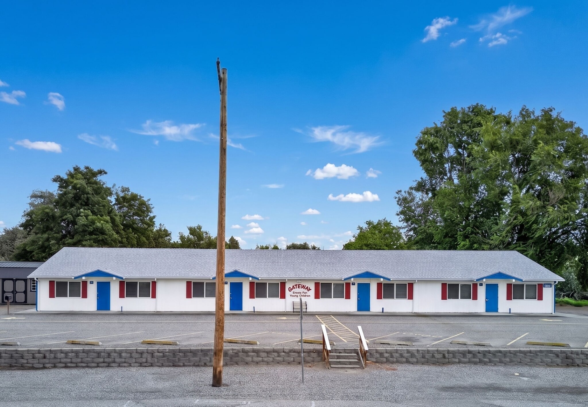 1706 Bronco Ln, Richland, WA for Sale