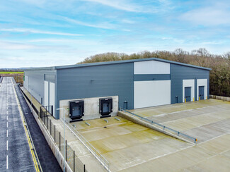 Evesham, WOR Warehouse - 52 Vs