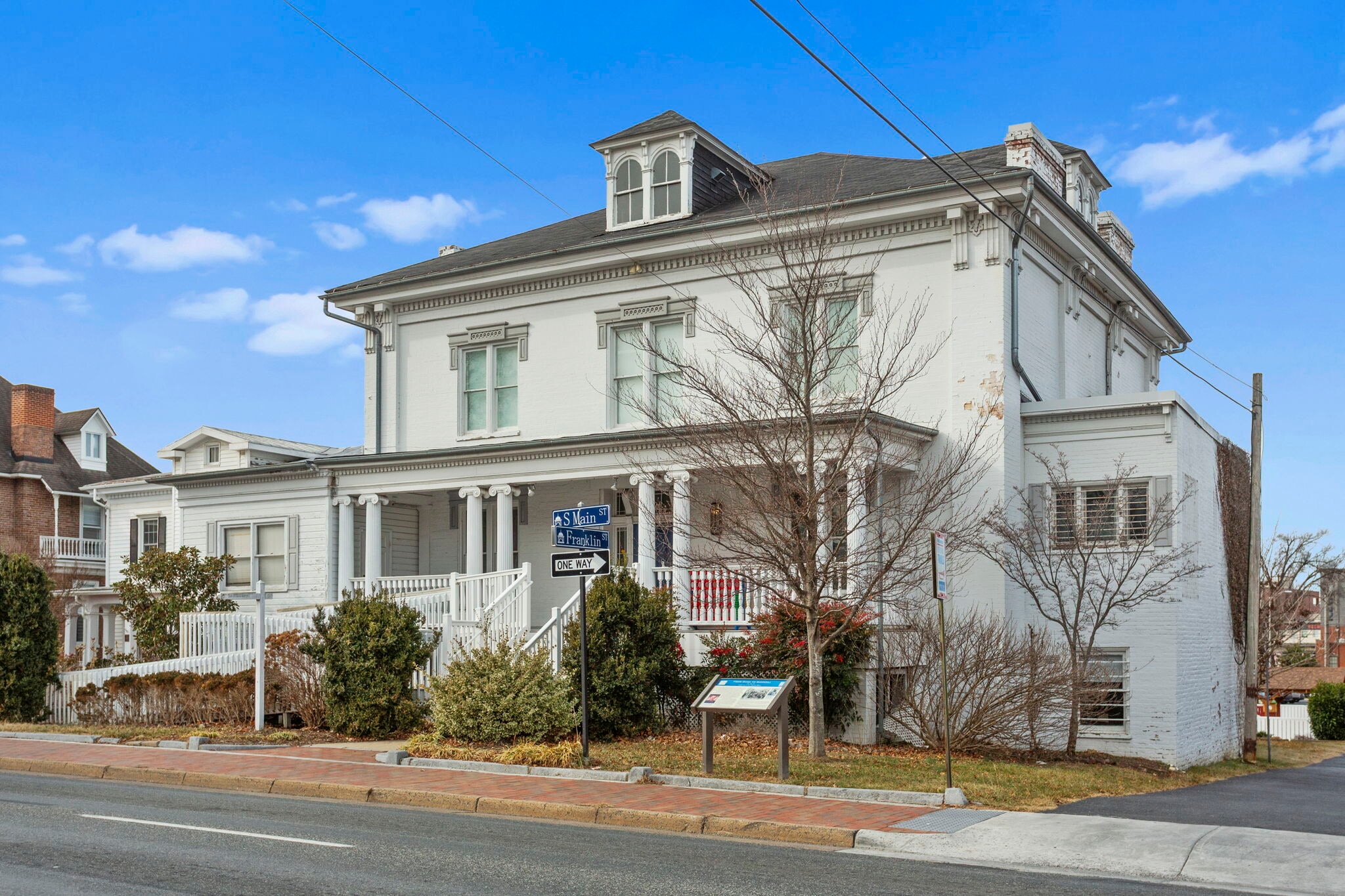 301 S Main St, Harrisonburg, VA for Sale