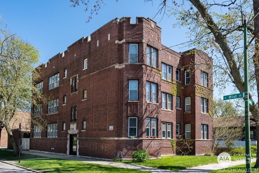 8103 S Luella Ave, Chicago, IL for Sale