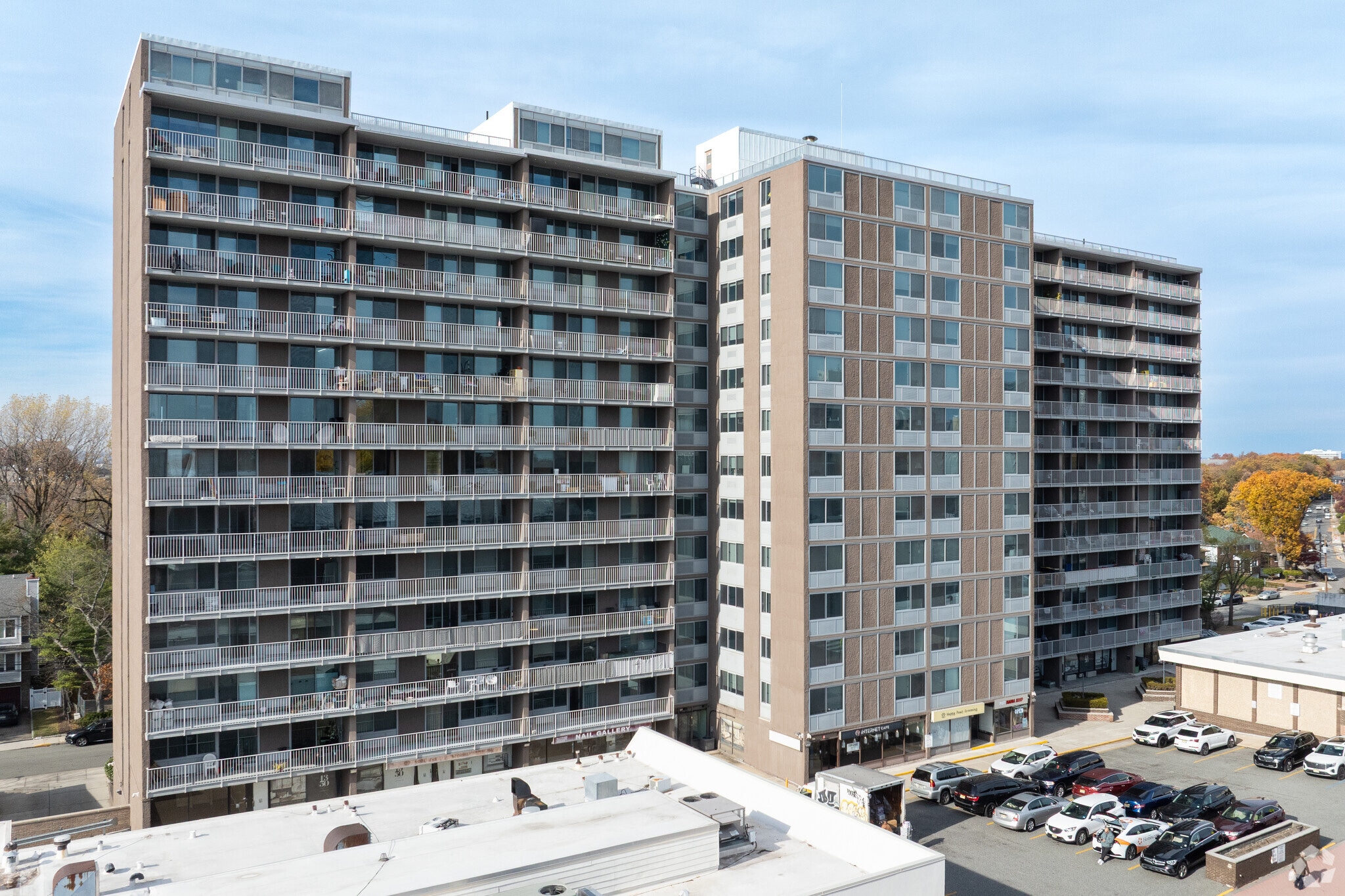 1350 15th St, Fort Lee, NJ for Rent