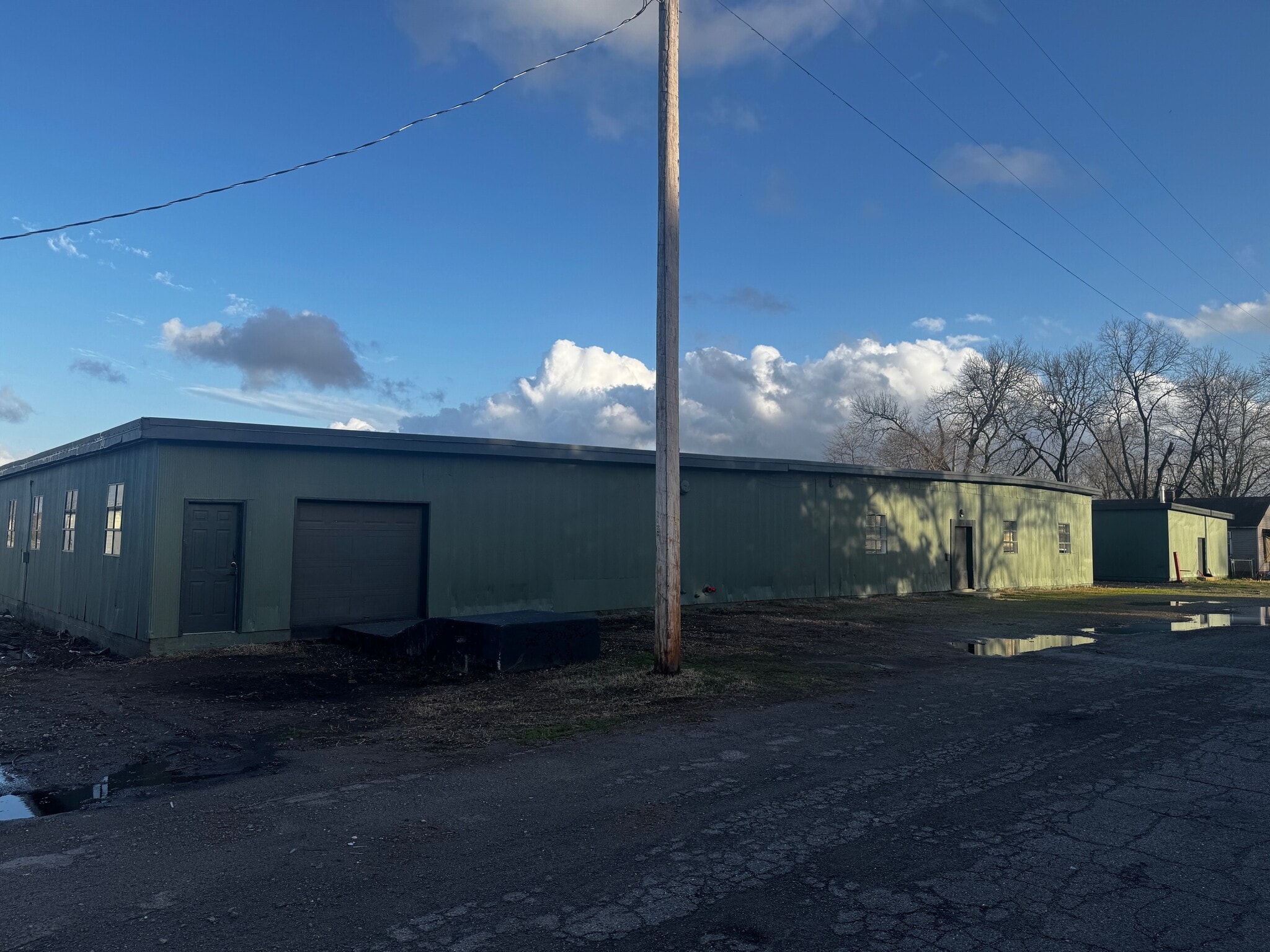400-404 Dixie Ln, North Little Rock, AR for Sale