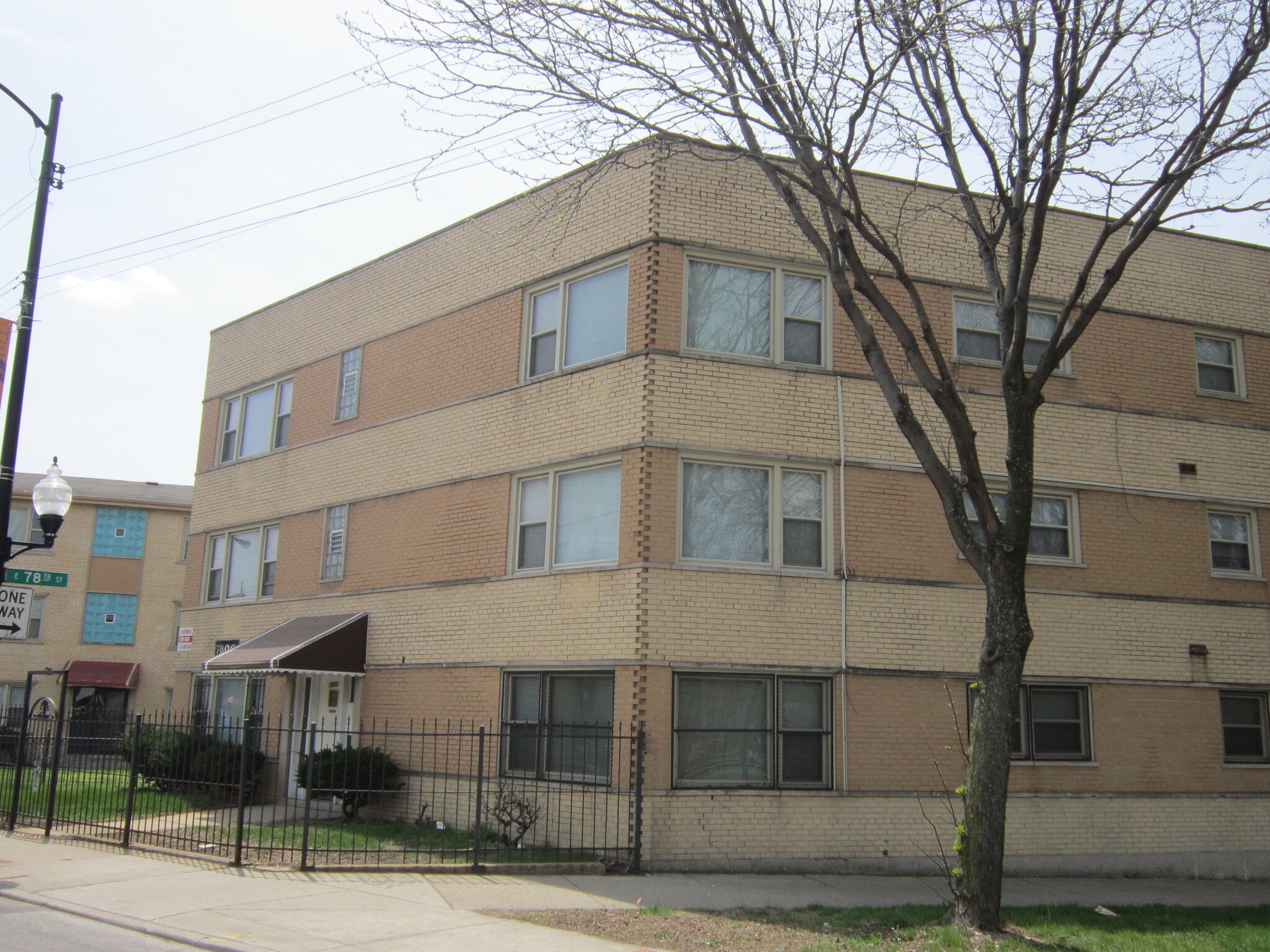 7800 S Exchange Ave, Chicago, IL for Sale
