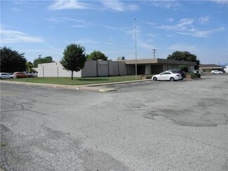 842 N Mockingbird Ln  