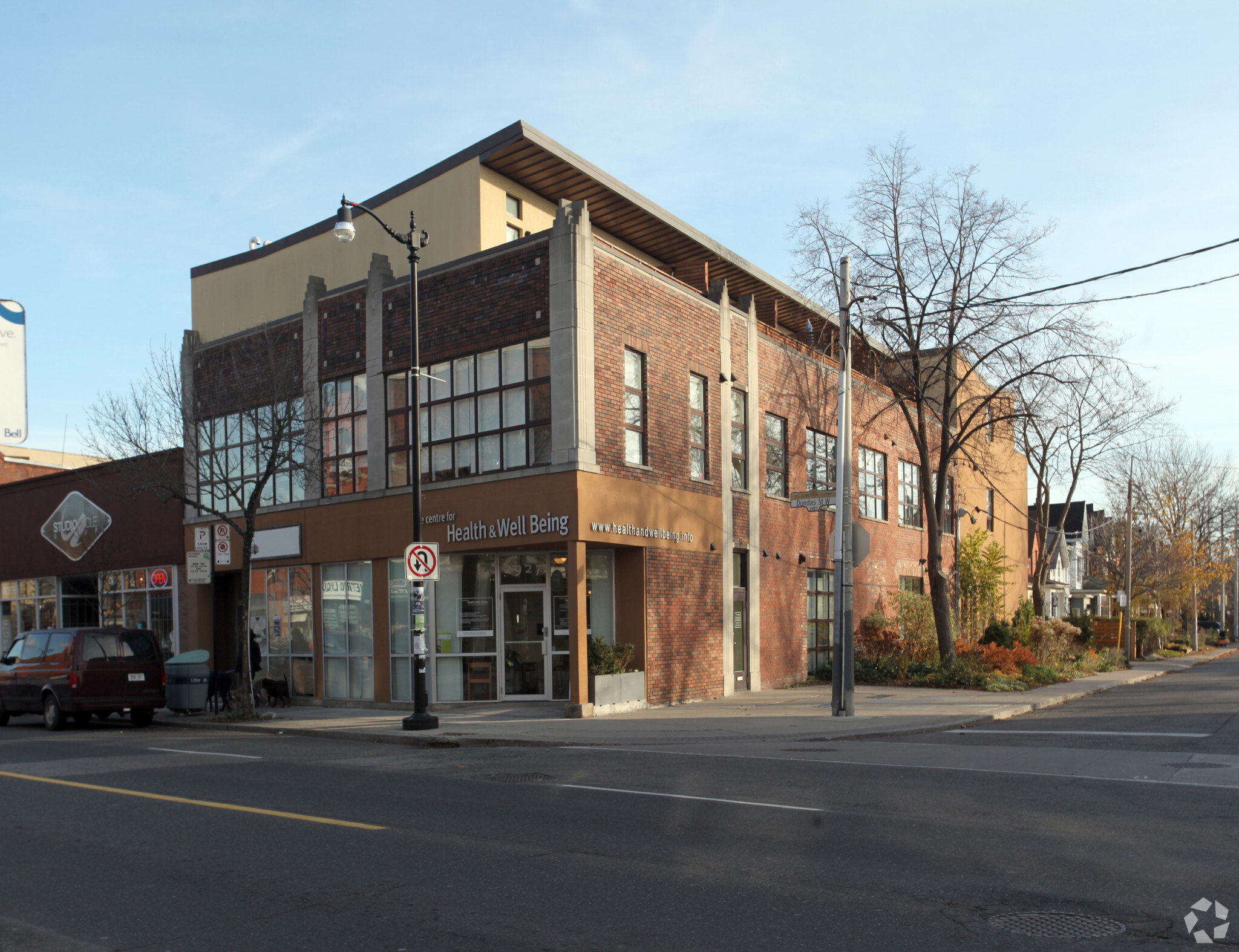 2925 Dundas St W, Toronto, ON for Rent