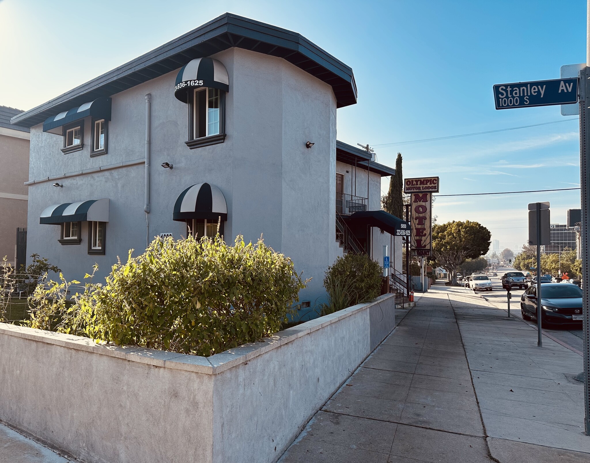 5850 W Olympic Blvd, Los Angeles, CA for Sale