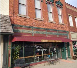 912 MAIN ST  
