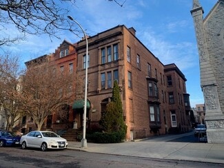 281 State St  