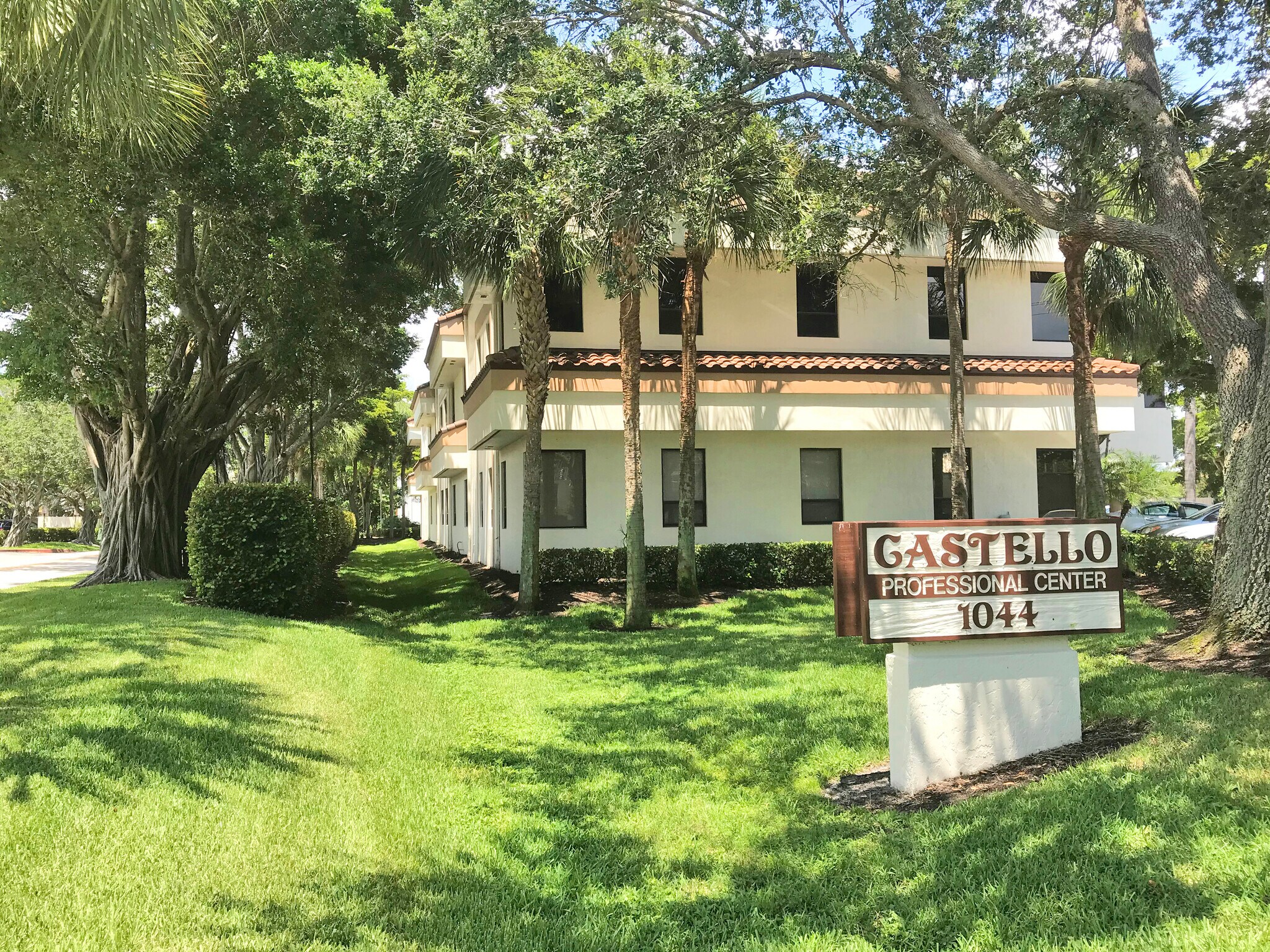 1044 Castello Dr Naples, FL 34103 Office Property for Lease on