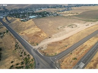 Pendleton, OR Commercial - Kirk Ave