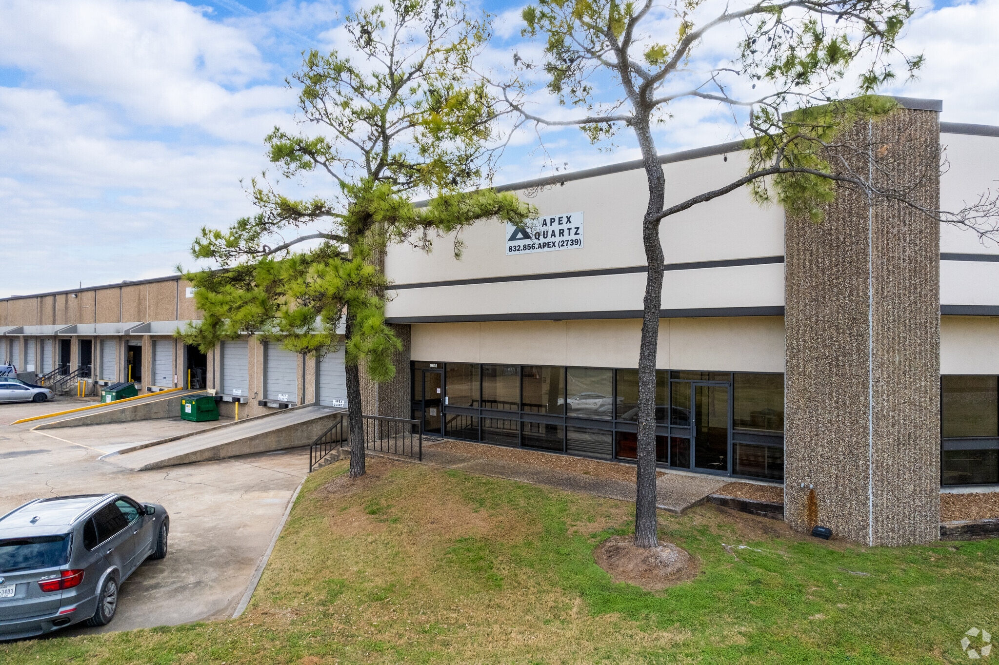 5700-5750 Campbell Rd, Houston, TX for Rent