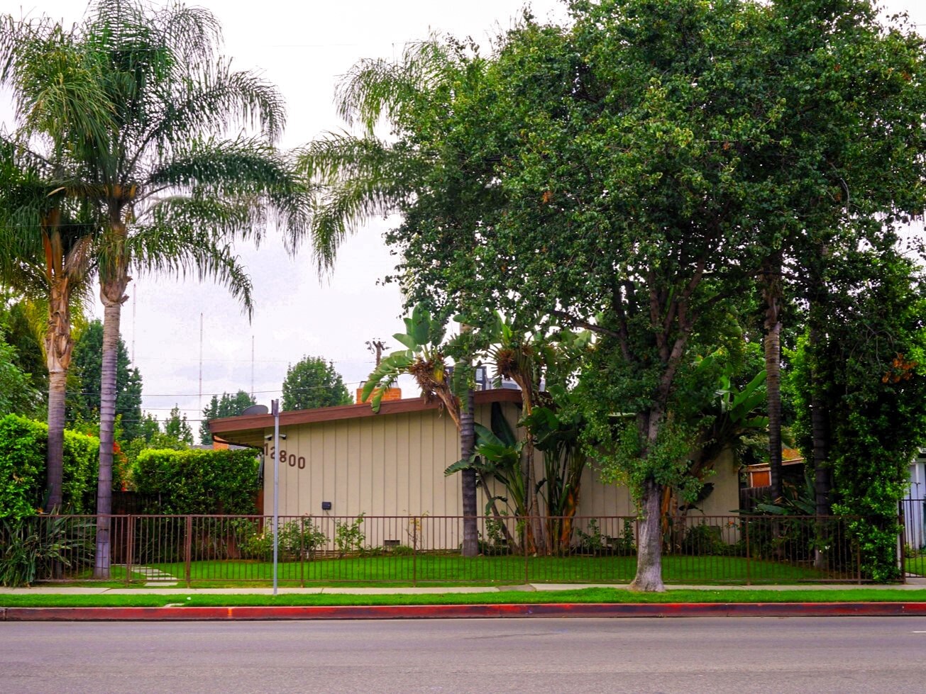 12800 Oxnard St, North Hollywood, CA for Sale