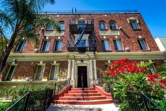 Los Angeles, CA Apartments - 233 N Kenmore Ave