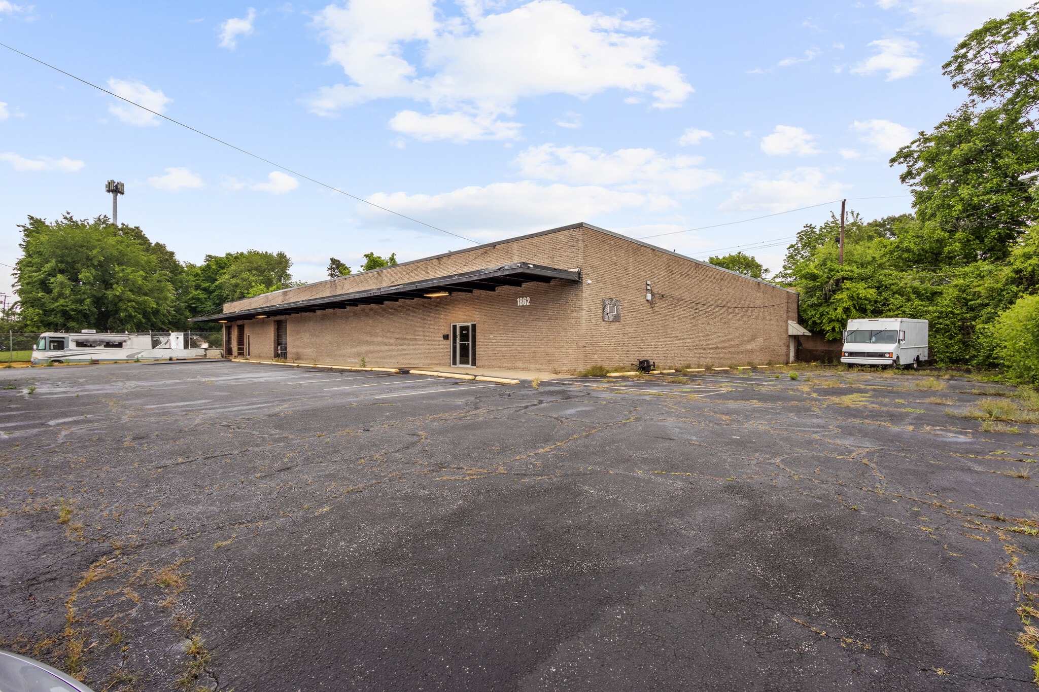 1862 LATHAM St, Memphis, TN for Sale
