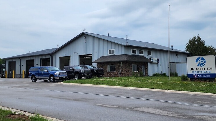 3070 Commodity Ln, Green Bay, WI for Sale