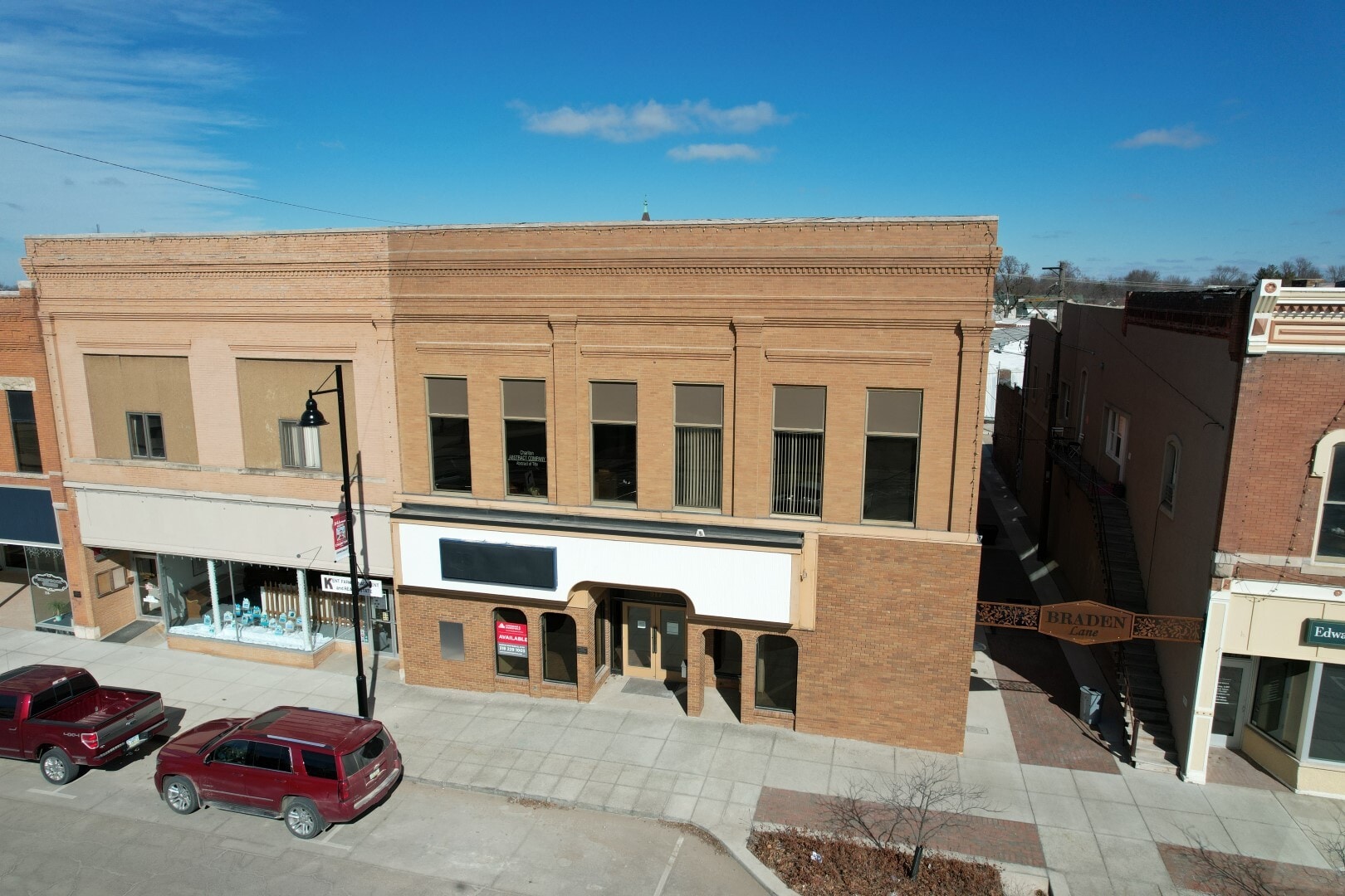 917 Braden Ave, Chariton, IA for Rent