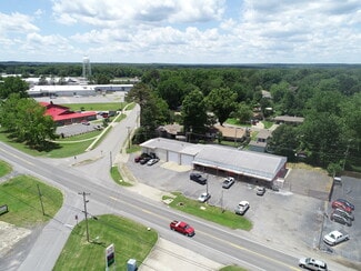 Cabot, AR Restaurant - 818 S 2nd St