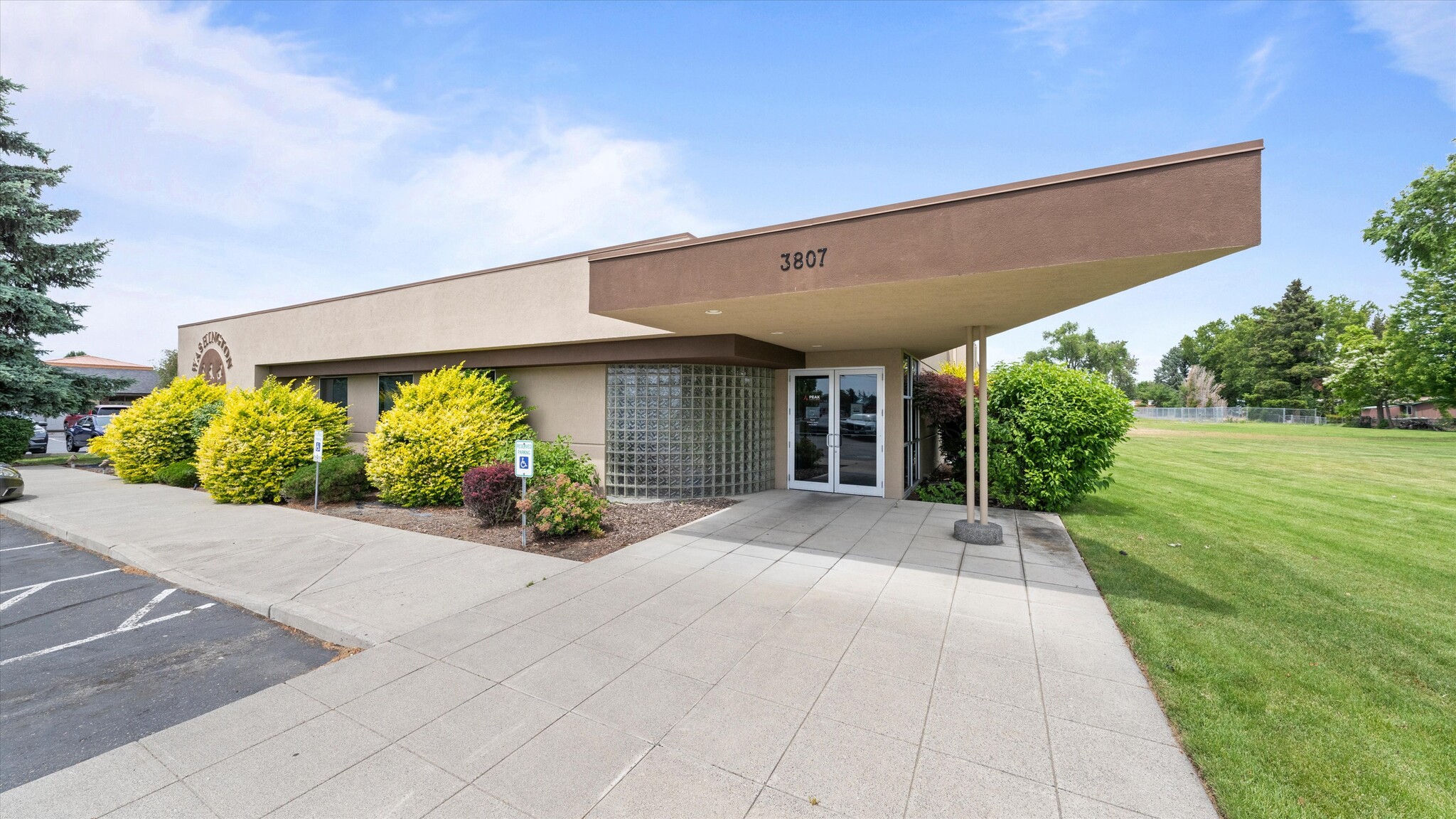 3807 W Court St, Pasco, WA for Sale