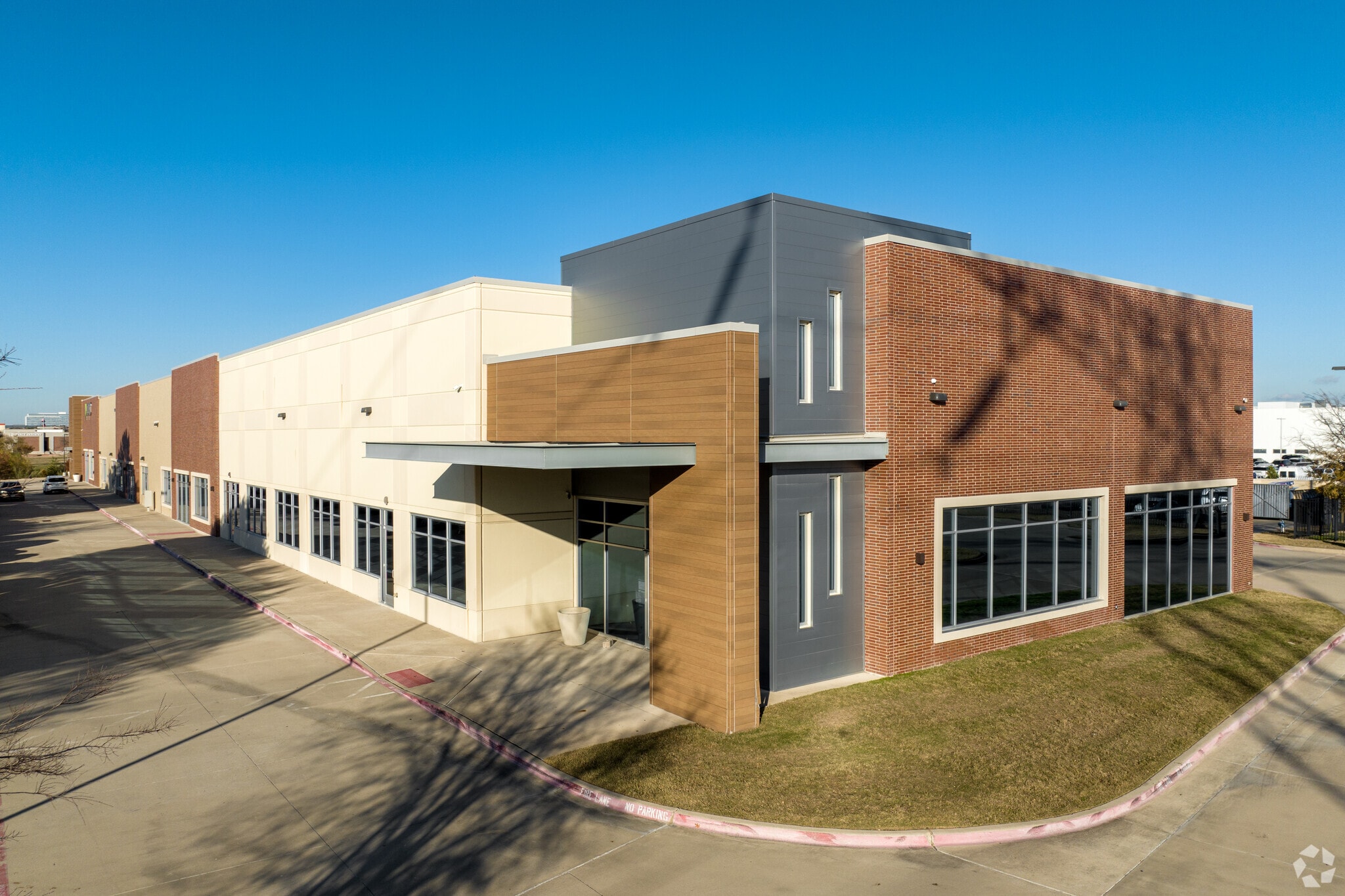 6300 Communications Pky, Plano, TX for Rent