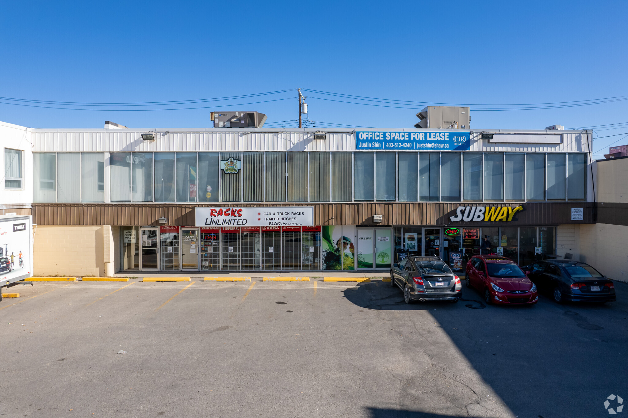 4716 16 Av NW, Calgary, AB for Rent