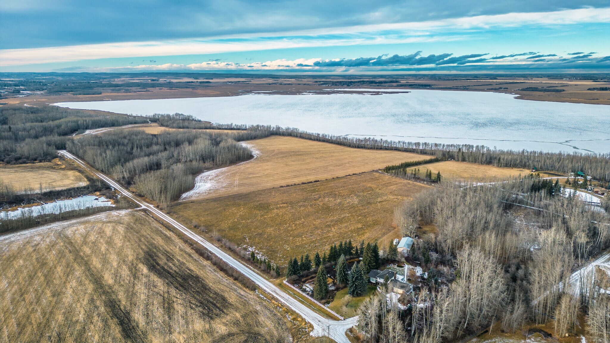 4;26;53;14;NW & 4;26;53;15;NE, Parkland County, AB for Sale