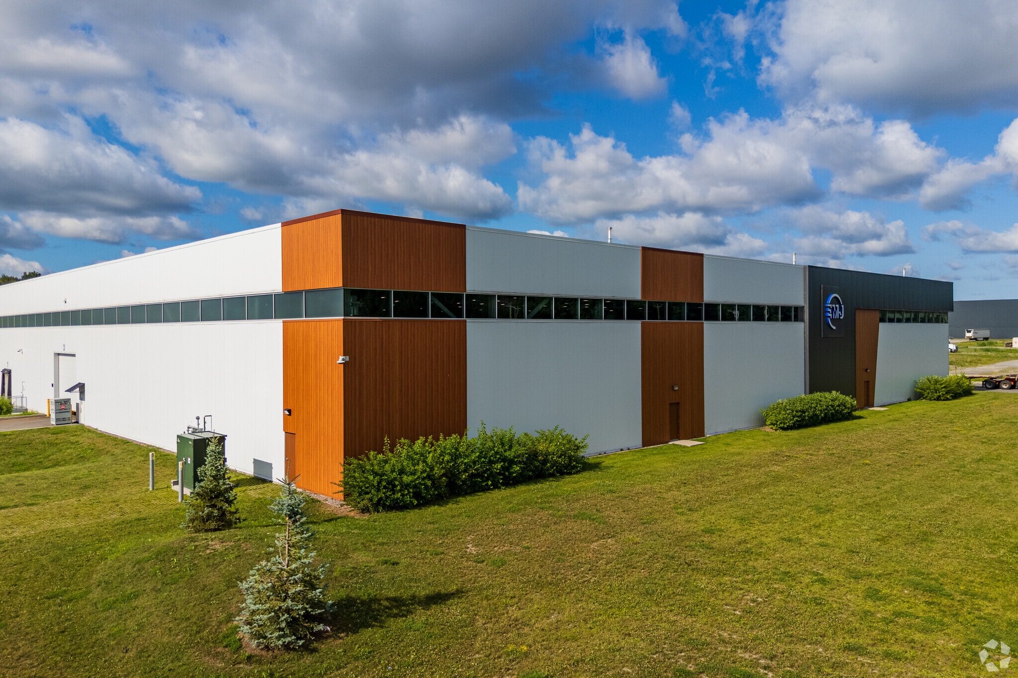 1451 Rue Louis-Blériot, Mascouche, QC for Rent